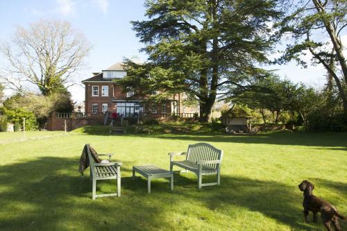 The Manor At Sway ? Hotel, Restaurant And Gardens