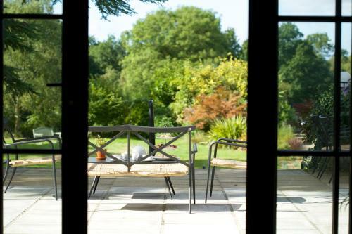 The Manor At Sway ? Hotel, Restaurant And Gardens