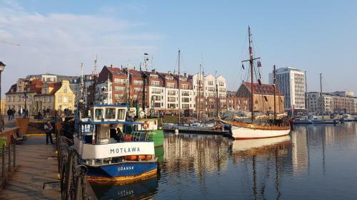 New Apartment 100m From Old Town And Marina