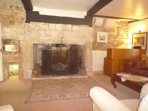 Hostal Cardynham House