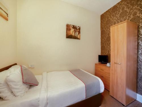 The Cumberland Hotel