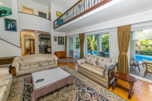 Apartamento Villa Blanc ?�meler Daily Weekly Rentals