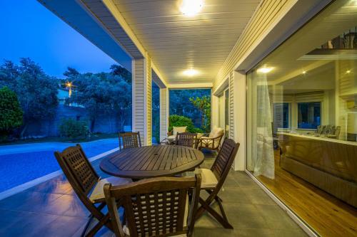 Apartamento Villa Blanc ?�meler Daily Weekly Rentals