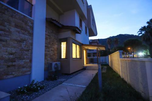 Mandalin Private Villas Icmeler Daily Weekly Rentals
