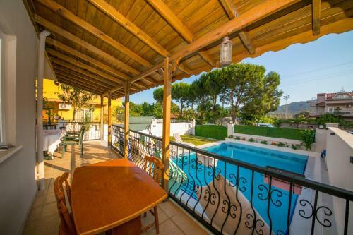Villa Smyrna Marmaris Daily Weekly Rentals