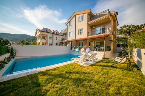 Villa Smyrna Marmaris Daily Weekly Rentals