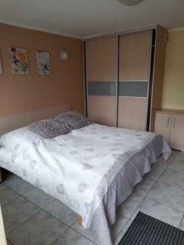 Apartament Jednosci Narodowej