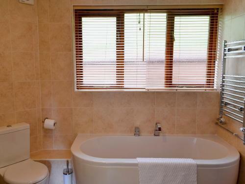 Oaktree Cottage