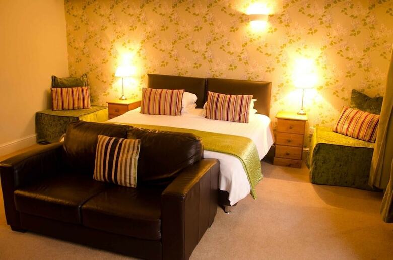 Charles Cotton Hotel