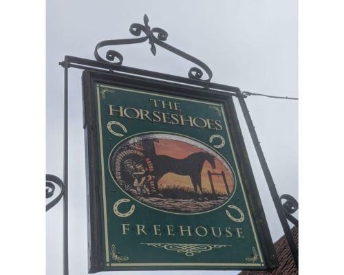 Hostal The Horseshoes
