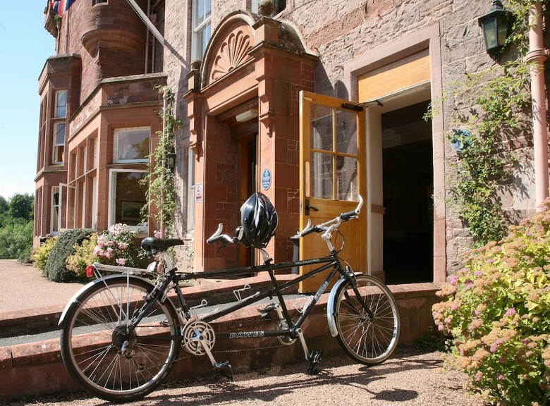 Dryburgh Abbey Hotel