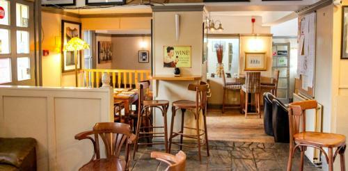 Station Hotel And Restaurant