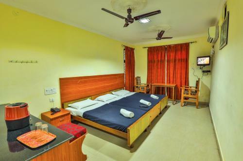 Hotel Tamilnadu, Courtallam II