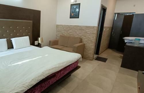 Royal India Hotel