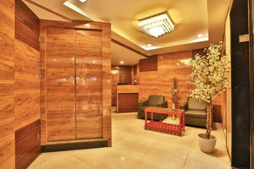 Hotel Ramtel Inn