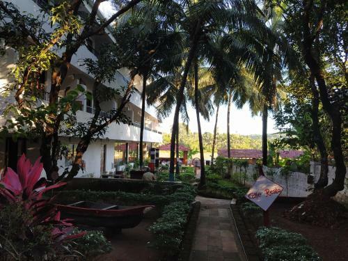Hotel Fantasy Resort Goa