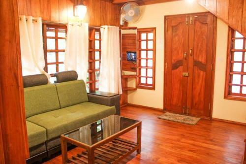 Forestvalley Wood House Coorg