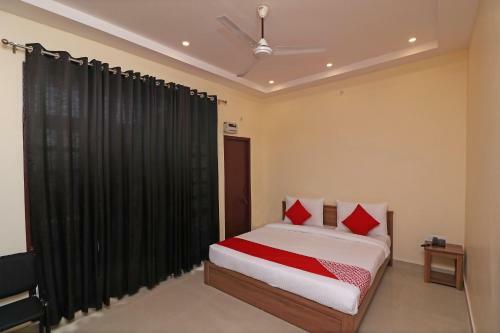 Hotel Oyo Flagship 27925 Kotra House Gomtinagar