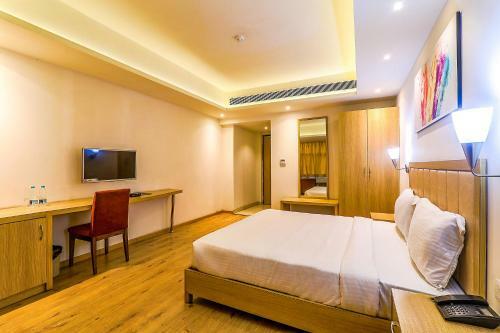 Fabhotel Surya Grand Gomti Nagar