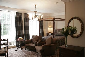 Manor House Hotel