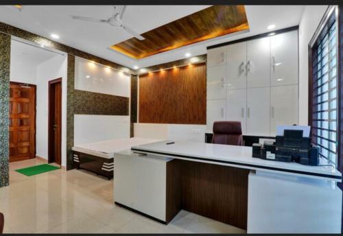 Hostal Harshada Guest House