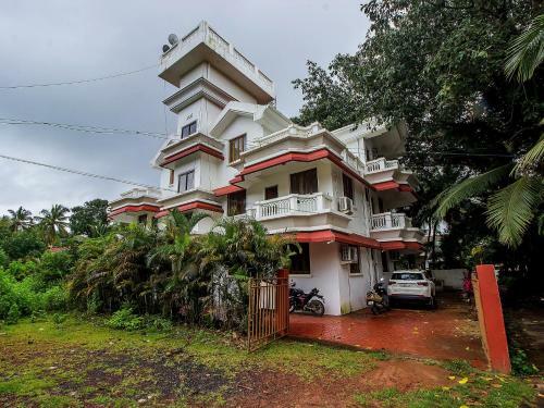 Hostal Oyo Home 78008 Field View 2bhk Fatrade