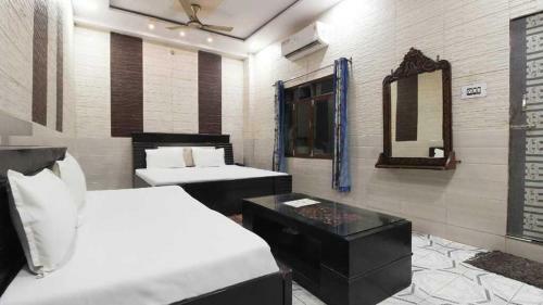 Hotel Sanjay Royal By Wb Economy