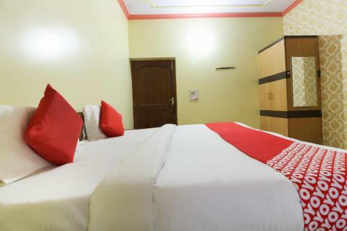 Hotel Oyo 65566 Mukund Dham