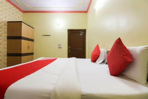 Hotel Oyo 65566 Mukund Dham