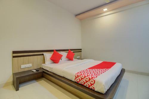 Hotel Oyo Flagship 15466 Cm Palace