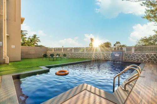 5 Bhk Luxurious Villa With Private Pool ! Kingston Villa Lonavala !