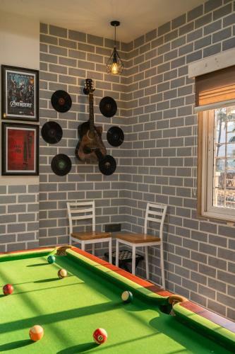 5 Bhk Luxurious Villa With Private Pool ! Kingston Villa Lonavala !