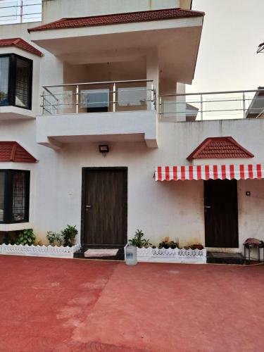 Royal Villa 2 - 3 Bhk A/c Bungalow In Lonavala