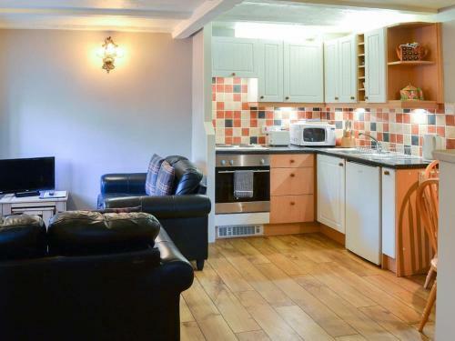 Larch Cottage