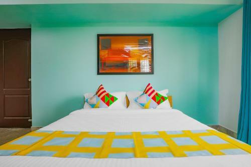 Hostal Oyo Home 49116 Vibrant Stay Near Uthandi Beach