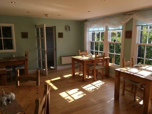 Hostal Coshieville House