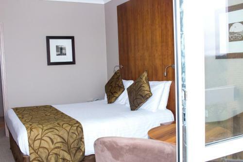Humber Royal Hotel - "a Bespoke Hotel"