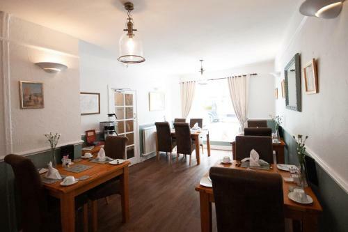 Hostal Exmoor House