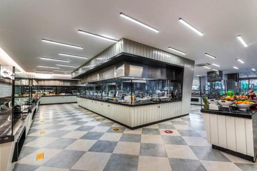 Arnor De Luxe Hotel & Spa