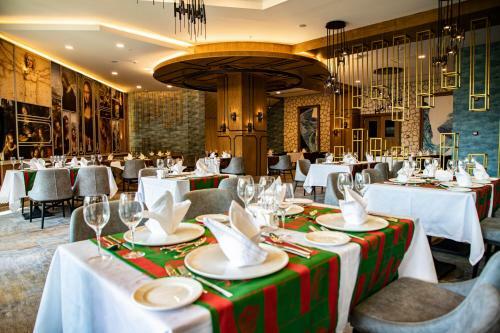Arnor De Luxe Hotel & Spa