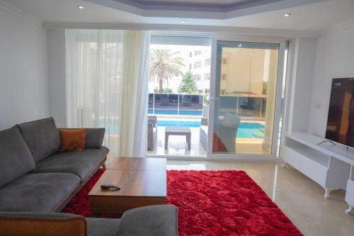 Sunrise Hill Villa With Private Pool