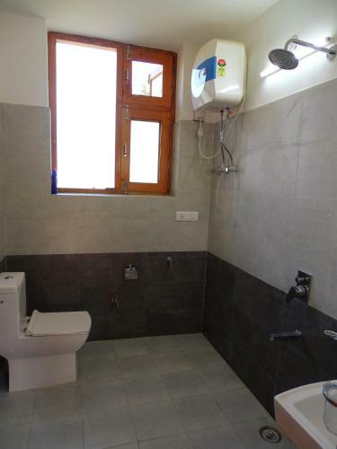 Fl�stern Hostel And Caf�
