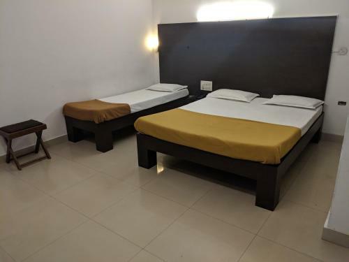 Hotel Aashraya