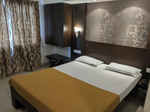 Hotel Aashraya