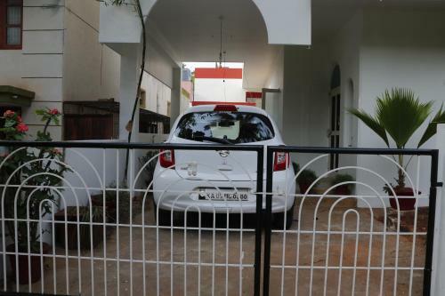 Villa Chandana Home Stay