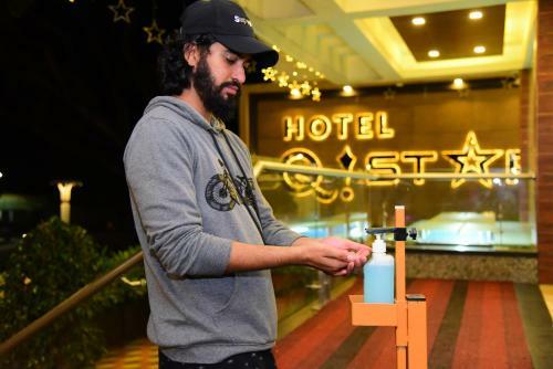 Hotel Q ! Star