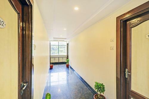 Oyo Collection O Hotel Parinda Lounge And Restaurant