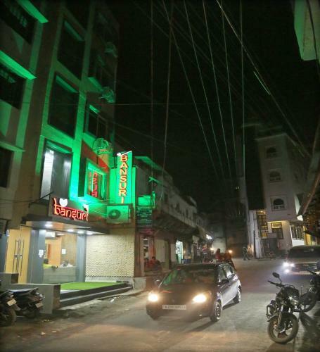 Hotel Bansuri