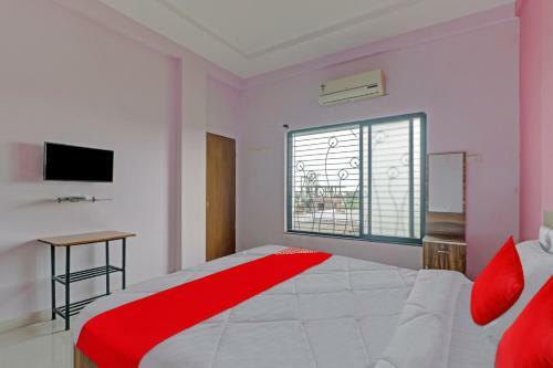 Hotel Oyo 81959 Gold Service Apartment
