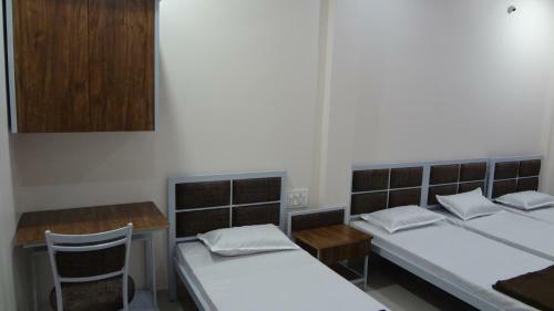 Anand P G Hostel Males Only